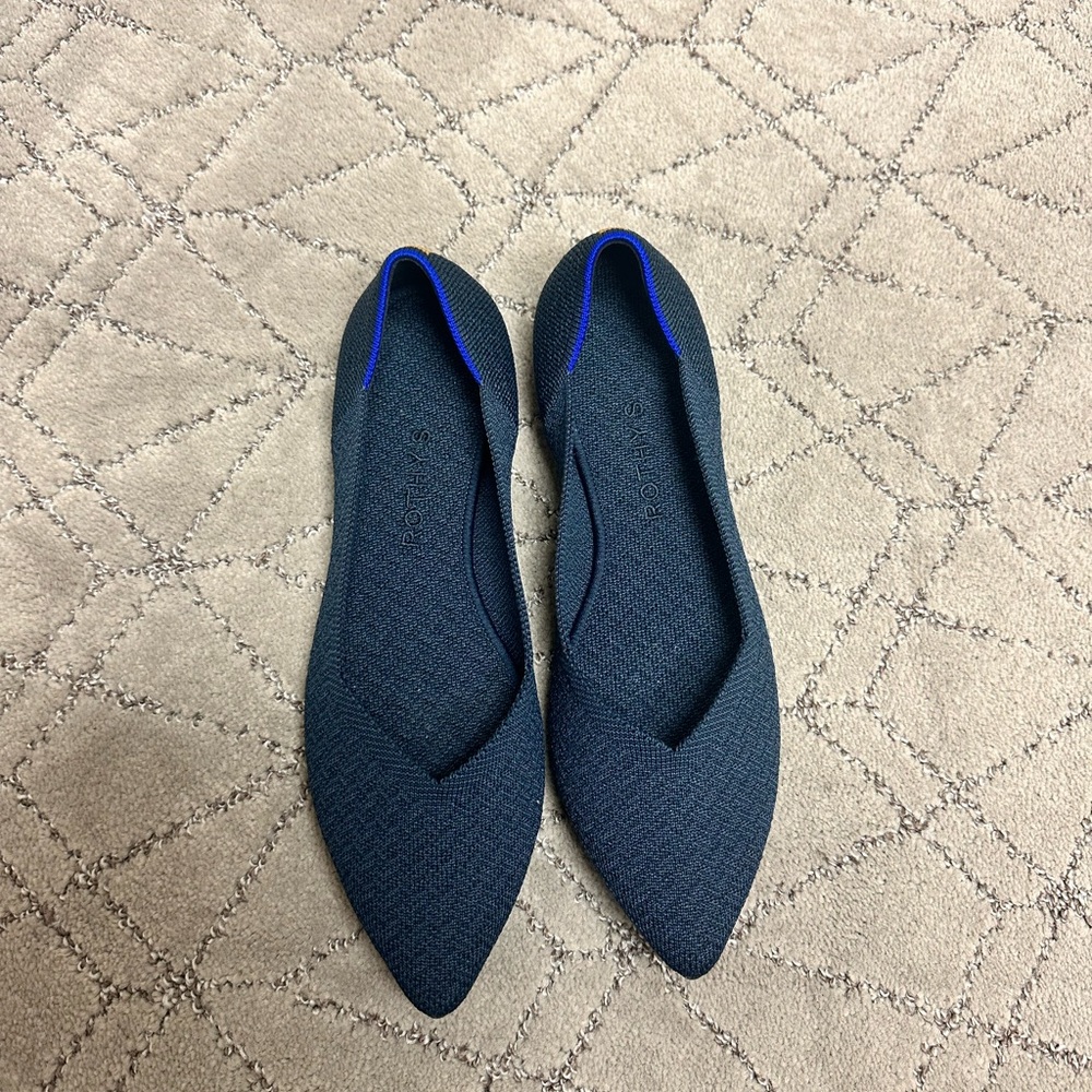 Rothys The Pointe Navy Size 9